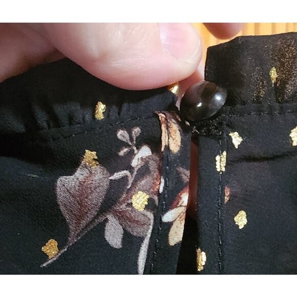 Maurices Women’s Floral Blouse Size 2 Black Gold Polka Dot Long Sleeve Top - Picture 7 of 10